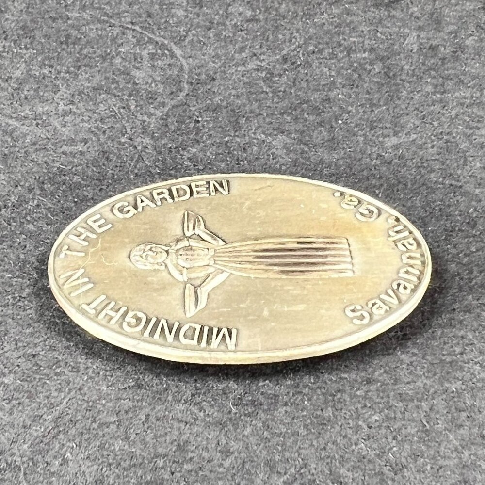 Midnight in The Garden Fridge Magnet Savannah Ga Metal Souvenir Vacation Travel - Picture 7 of 10